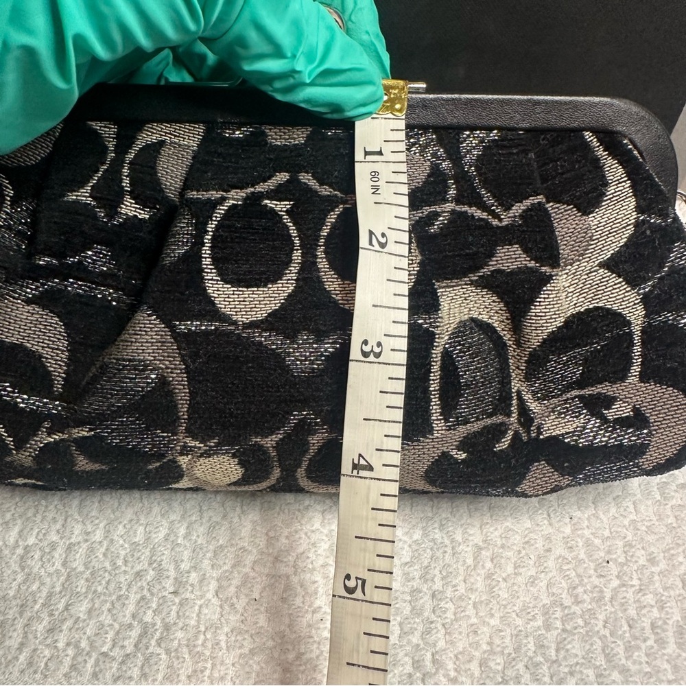 Vintage Coach 2005 kiss lock chenille Black and Silver Wristlet Clutch - Picture 11 of 13